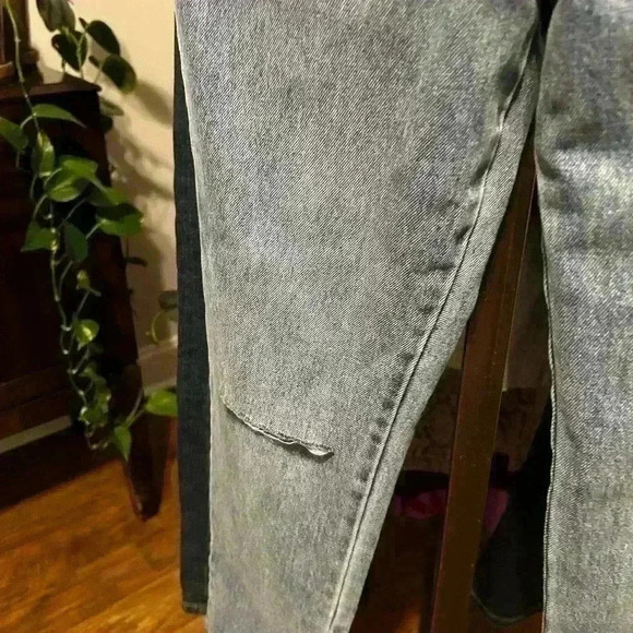 Retro 90s Y2K Skater Distressed Denim Jeans Women’s Size 28 Fitted - Picture 6 of 9